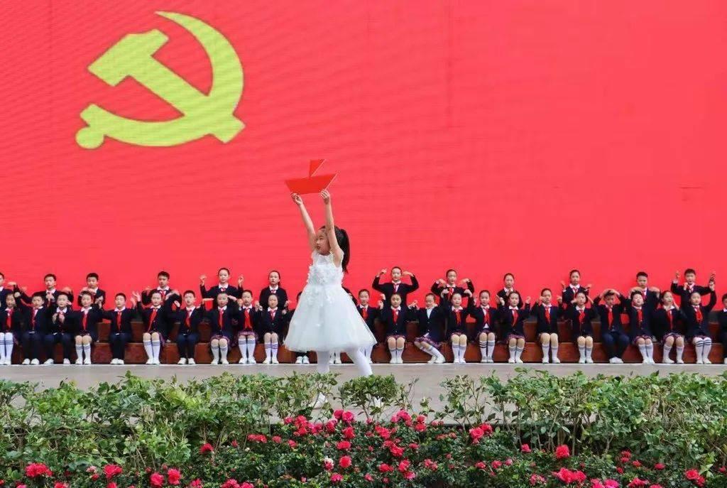 别人祝福你生日快乐要怎么回复？游戏画面